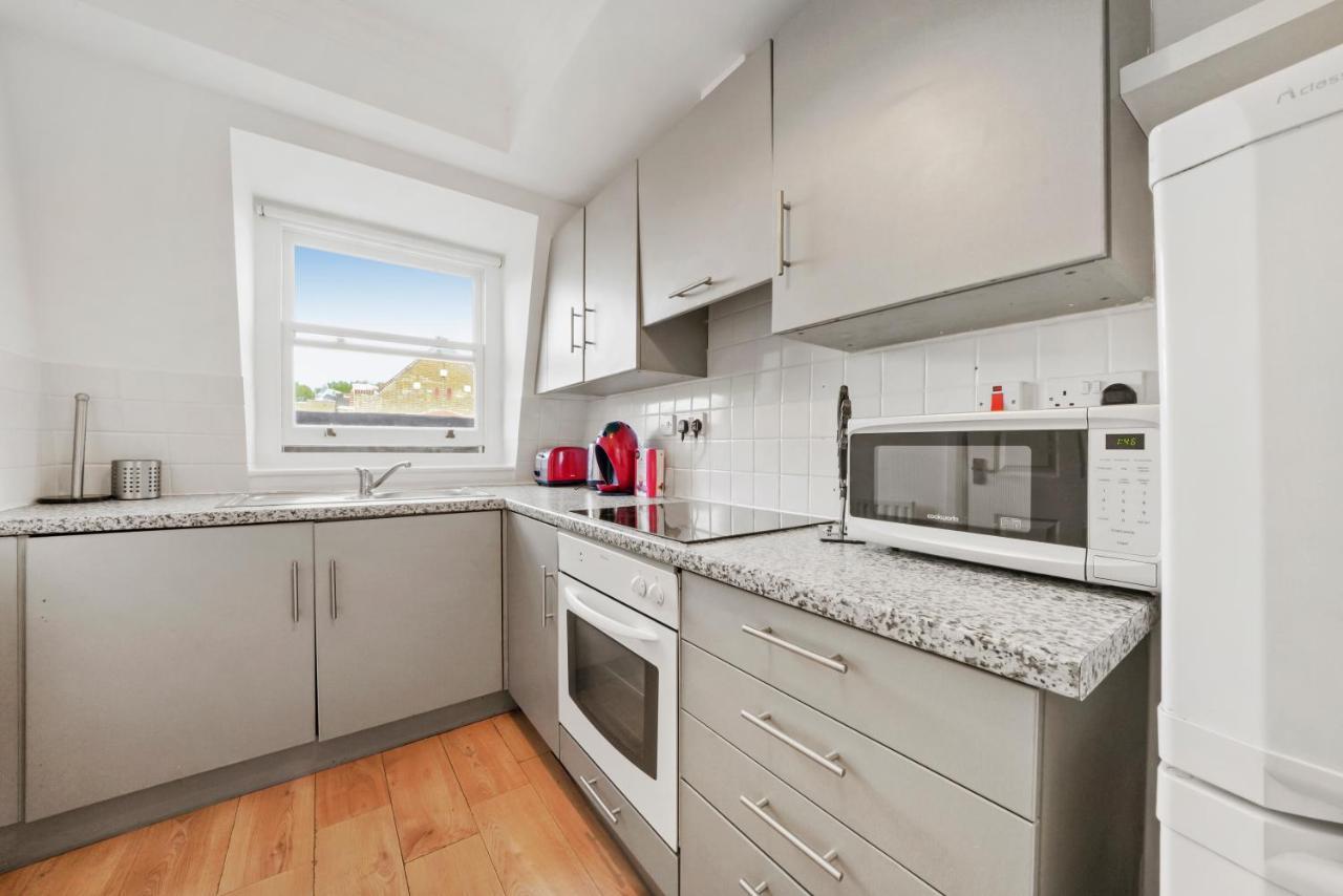 1 & 2 Bed Cosy Apartments Next To Earls Court Free Wifi Londen Buitenkant foto
